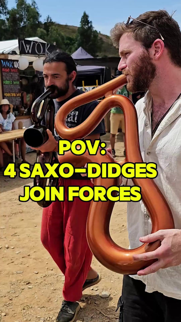 What would you do if you saw 4 of us like this? 😆
#didge #didgeridoo #saxodidge